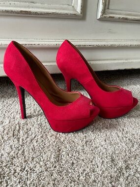 Qupid Women’s Red Peep-Toe Platform High Heels